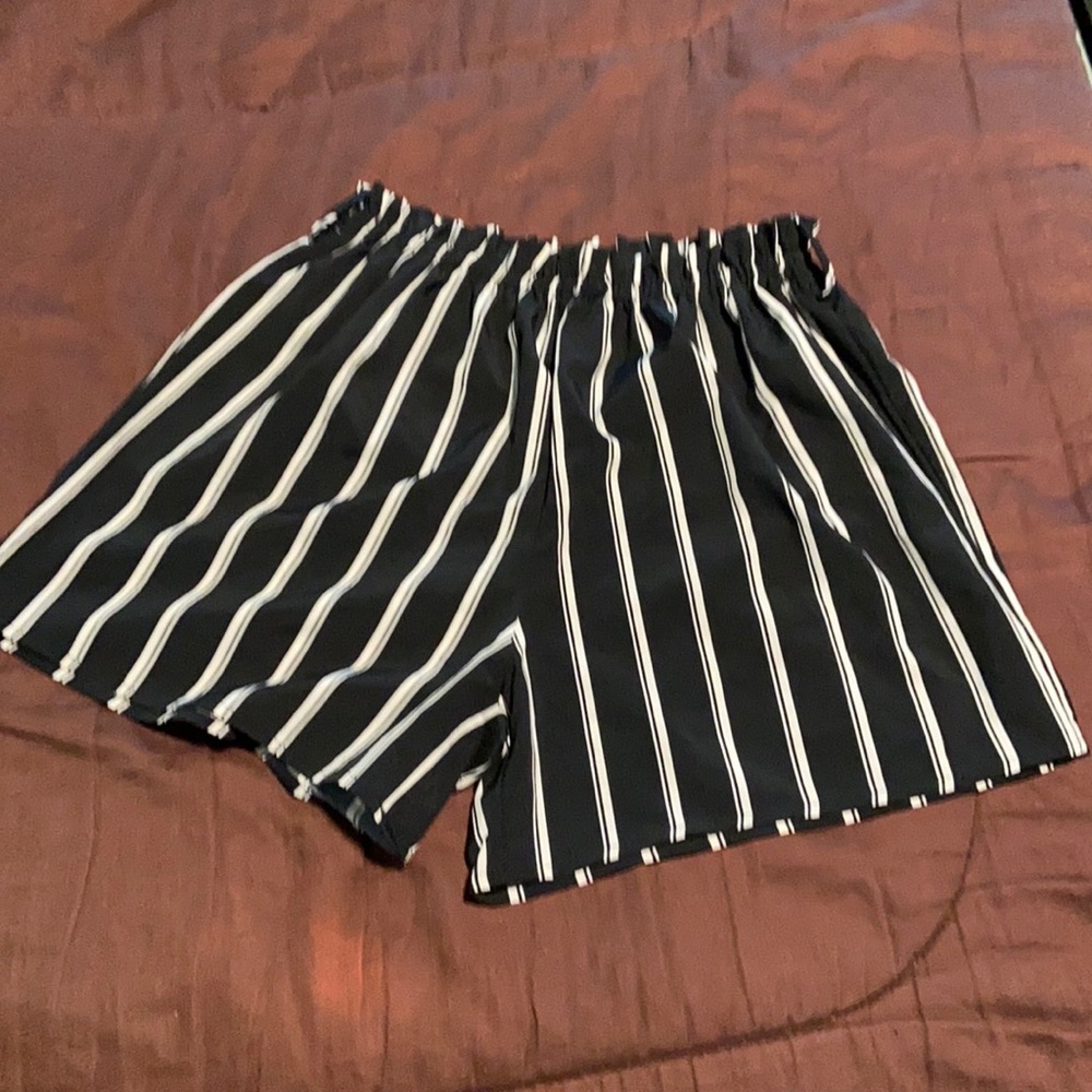 Dress/Casual Shorts.  EUC!